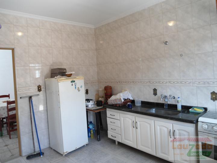 Casa à venda com 3 quartos, 250m² - Foto 18