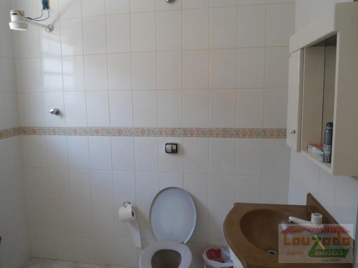 Casa à venda com 3 quartos, 250m² - Foto 14