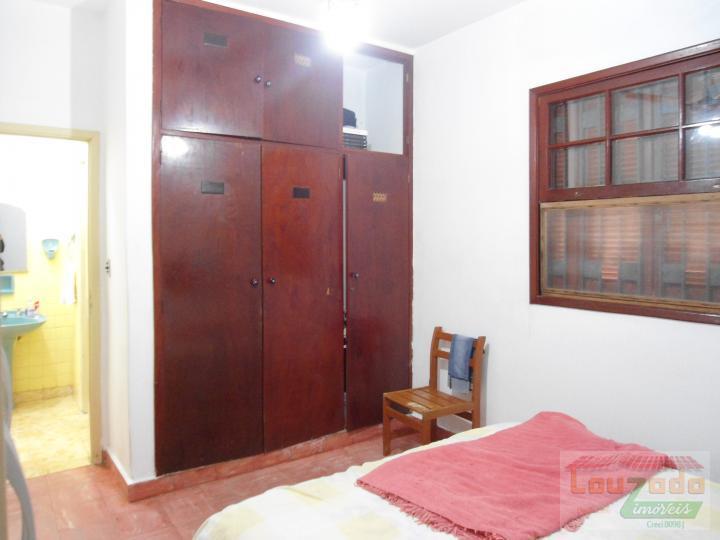 Casa à venda com 3 quartos, 480m² - Foto 13