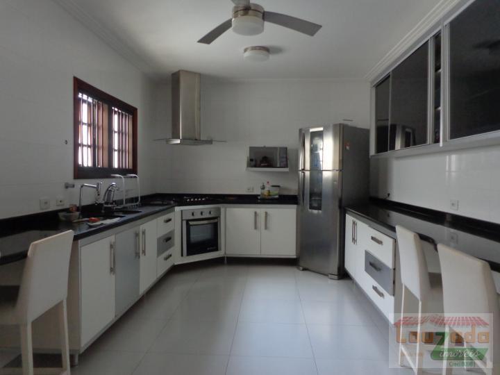 Sobrado à venda com 4 quartos, 550m² - Foto 13