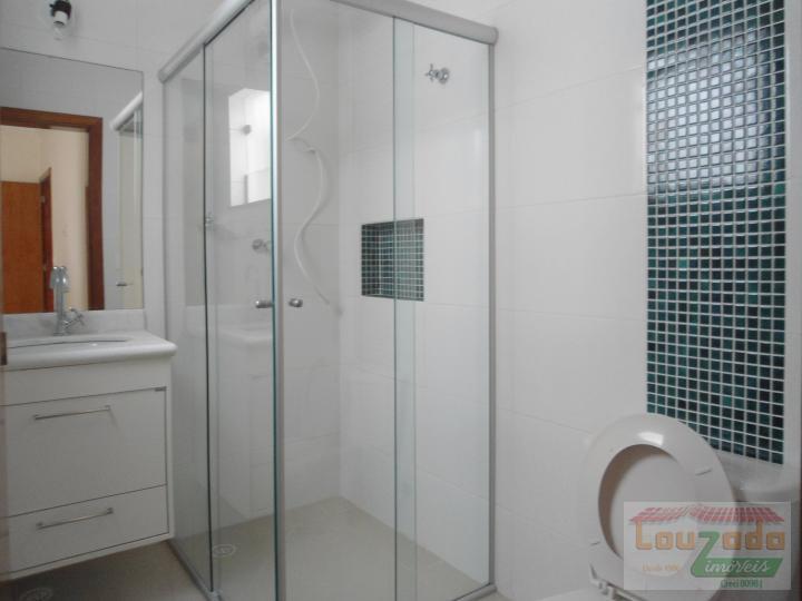 Apartamento para alugar com 3 quartos, 120m² - Foto 13