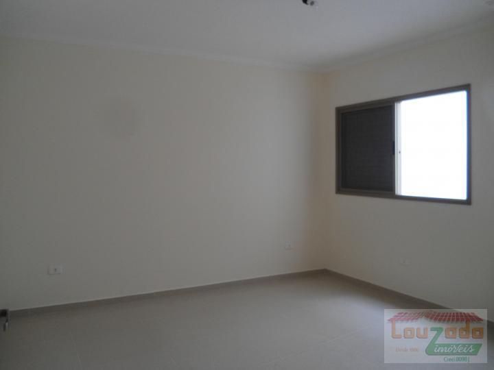 Apartamento para alugar com 3 quartos, 120m² - Foto 12