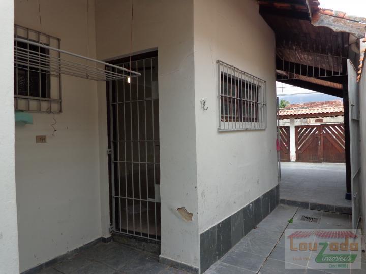 Casa à venda com 3 quartos, 169m² - Foto 7