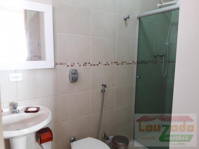 Casa à venda com 3 quartos, 360m² - Foto 17