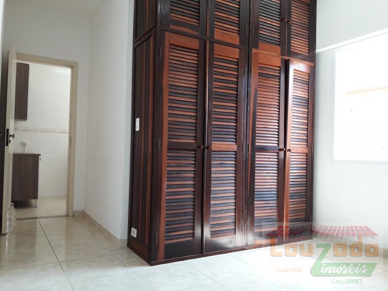 Casa à venda com 3 quartos, 360m² - Foto 24