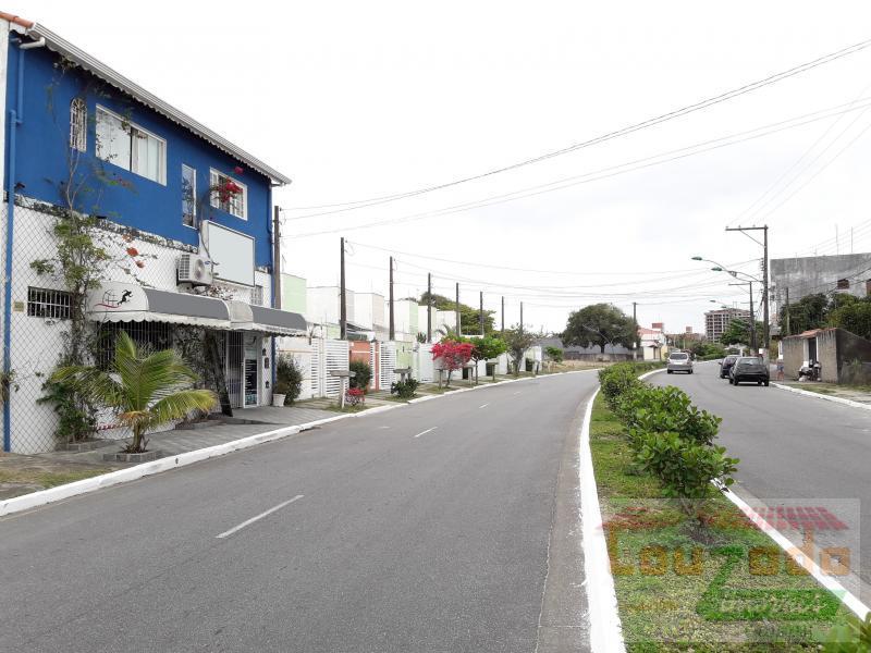 Sobrado à venda com 6 quartos, 360m² - Foto 18