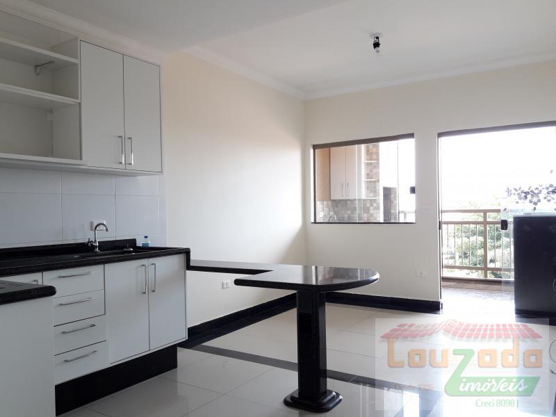 Apartamento para alugar com 2 quartos, 90m² - Foto 1