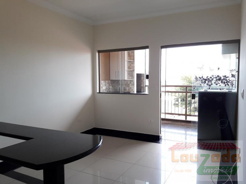 Apartamento para alugar com 2 quartos, 90m² - Foto 4