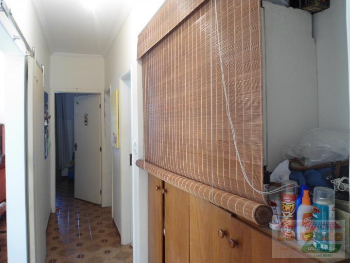 Casa à venda com 3 quartos, 350m² - Foto 9