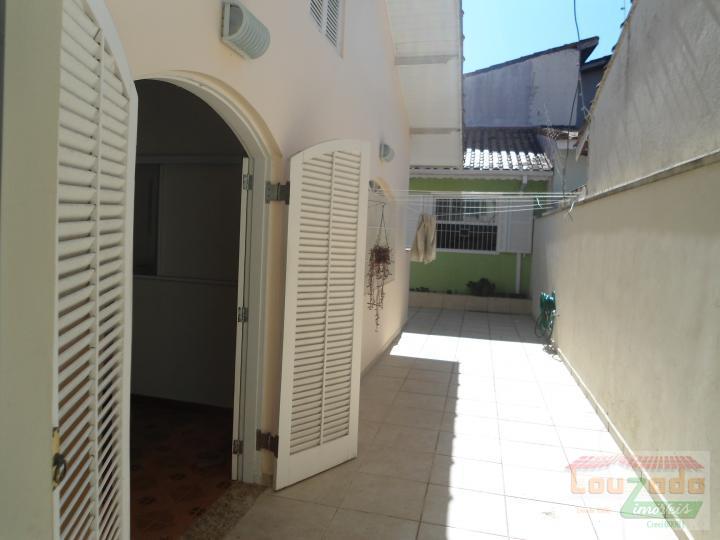 Casa à venda com 3 quartos, 350m² - Foto 15