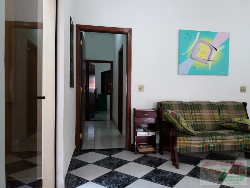 Casa à venda com 3 quartos, 300m² - Foto 16