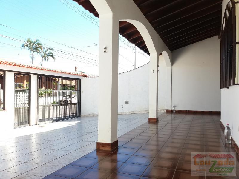 Casa à venda com 3 quartos, 300m² - Foto 4