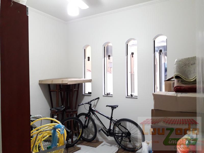 Sobrado à venda com 4 quartos, 360m² - Foto 24