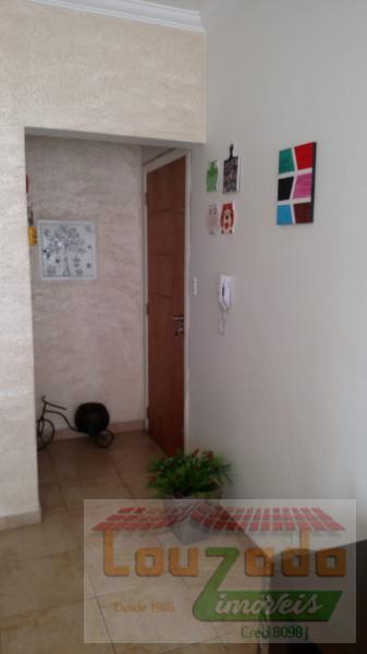 Apartamento à venda com 2 quartos, 75m² - Foto 17