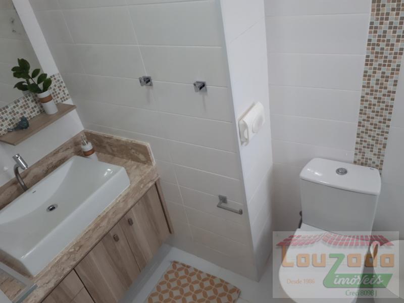 Casa à venda com 2 quartos, 250m² - Foto 8