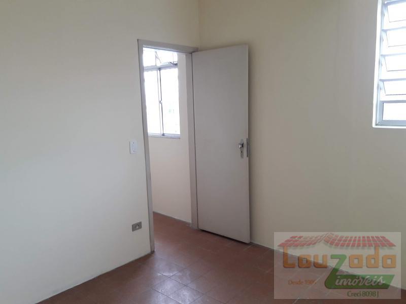 Apartamento para alugar com 1 quarto, 35m² - Foto 10