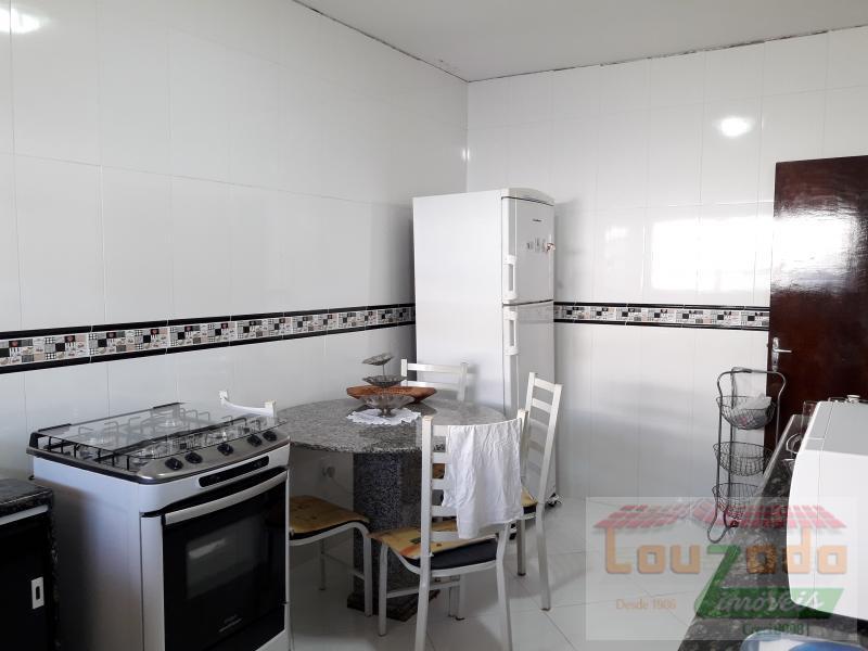 Casa à venda com 3 quartos, 250m² - Foto 16