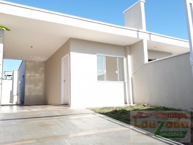 Casa para alugar com 2 quartos, 137m² - Foto 1