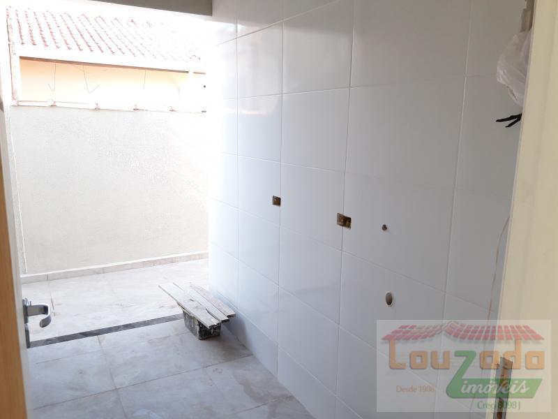 Casa para alugar com 2 quartos, 137m² - Foto 14