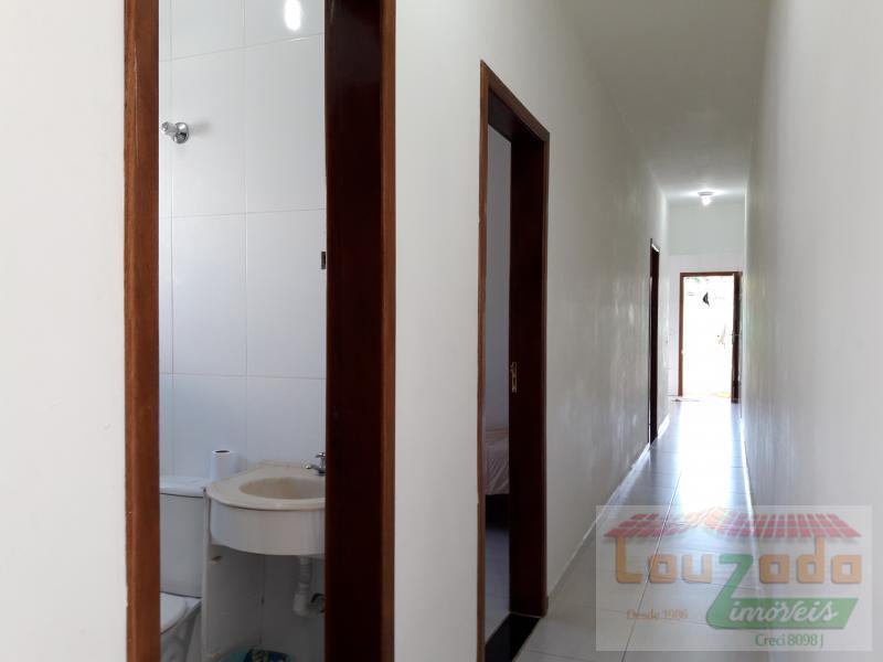 Casa à venda com 2 quartos, 210m² - Foto 12