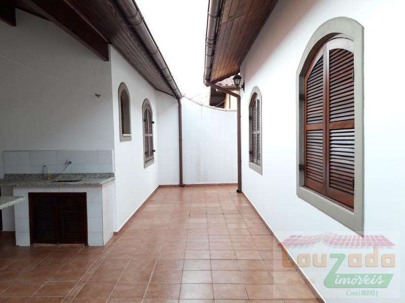 Casa à venda com 3 quartos, 250m² - Foto 5