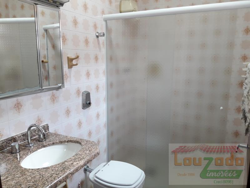 Casa à venda com 3 quartos, 250m² - Foto 14