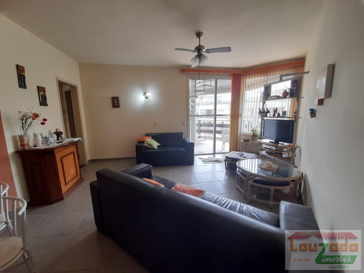 Apartamento à venda com 4 quartos, 236m² - Foto 2