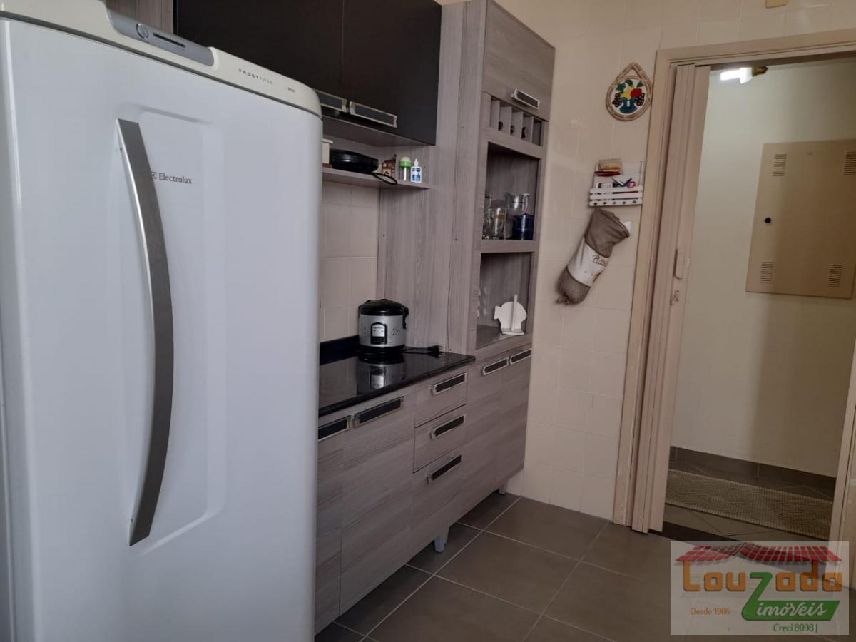 Apartamento à venda com 4 quartos, 236m² - Foto 5