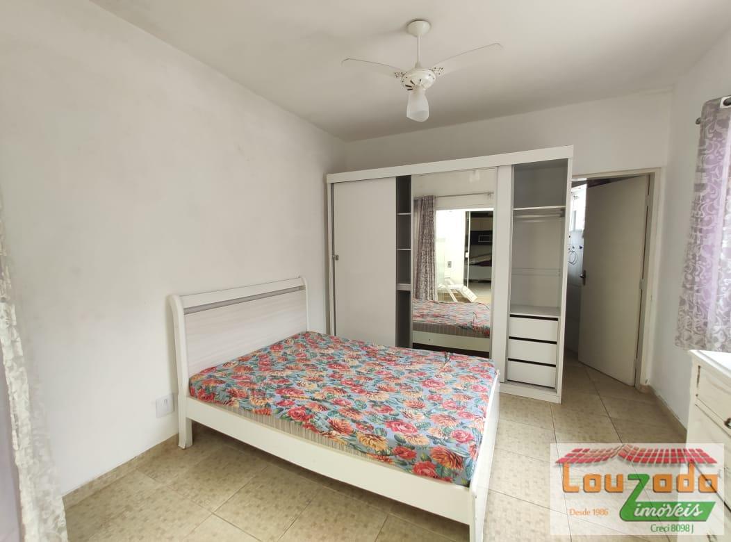 Casa à venda com 3 quartos, 309m² - Foto 12