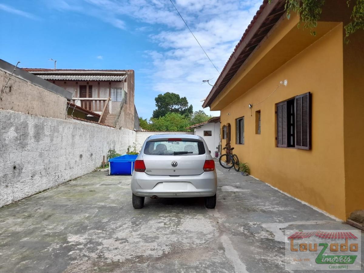 Casa à venda com 2 quartos, 300m² - Foto 3