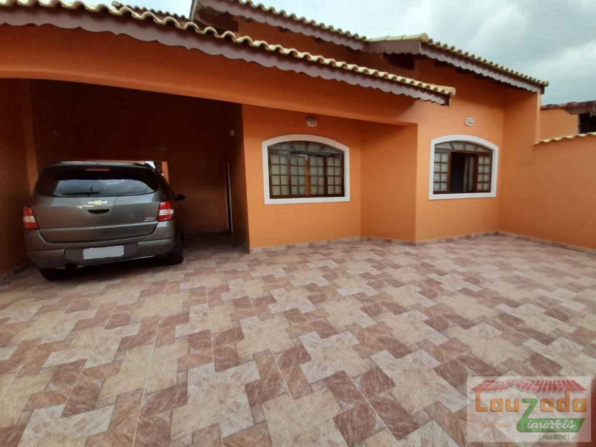 Sobrado à venda com 4 quartos, 250m² - Foto 1