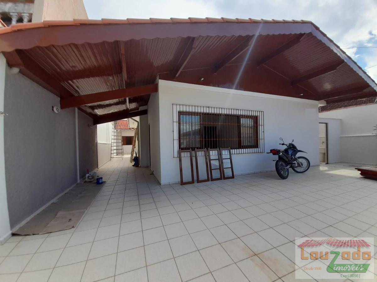 Casa à venda com 3 quartos, 288m² - Foto 3