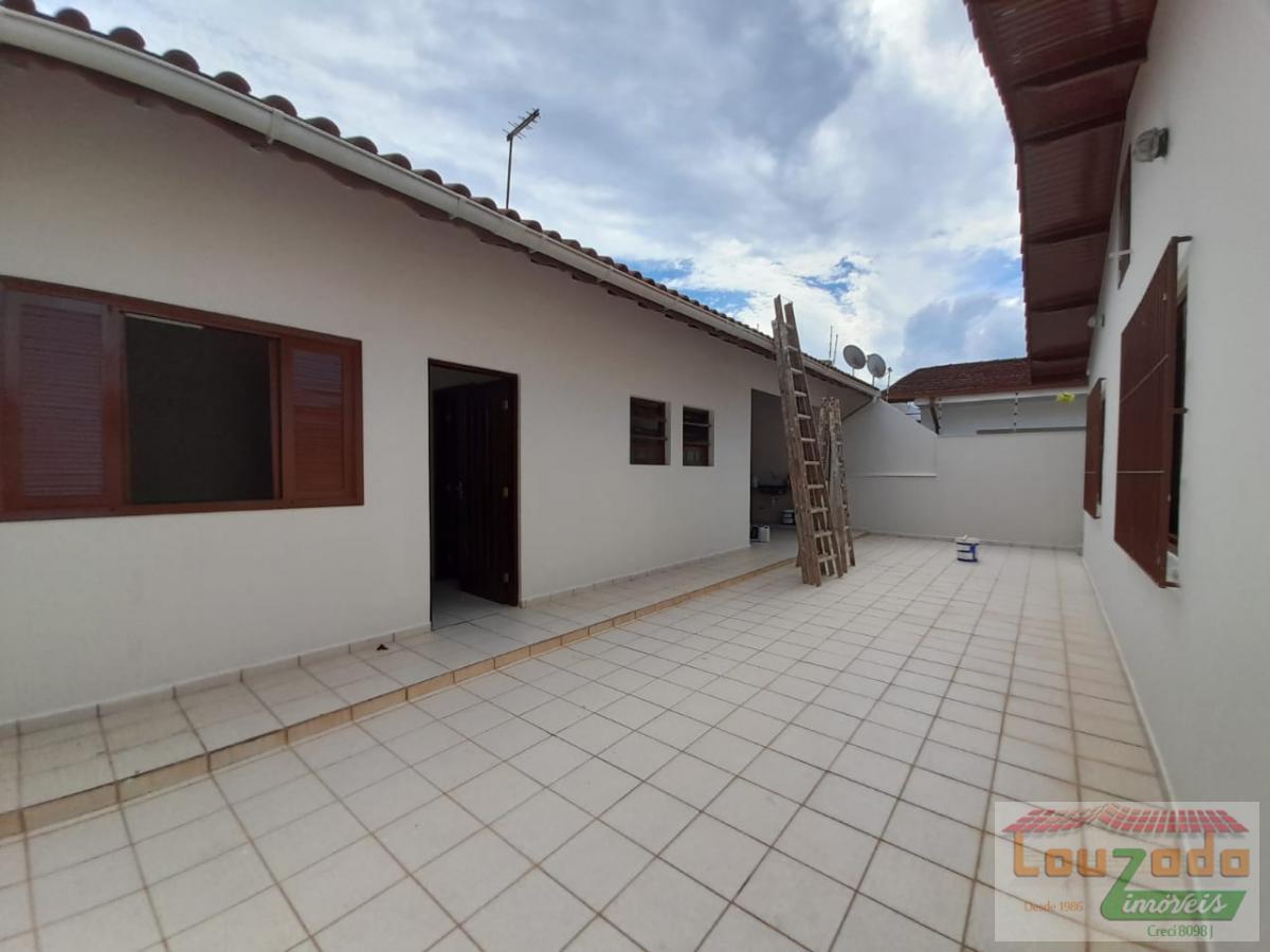 Casa à venda com 3 quartos, 288m² - Foto 15