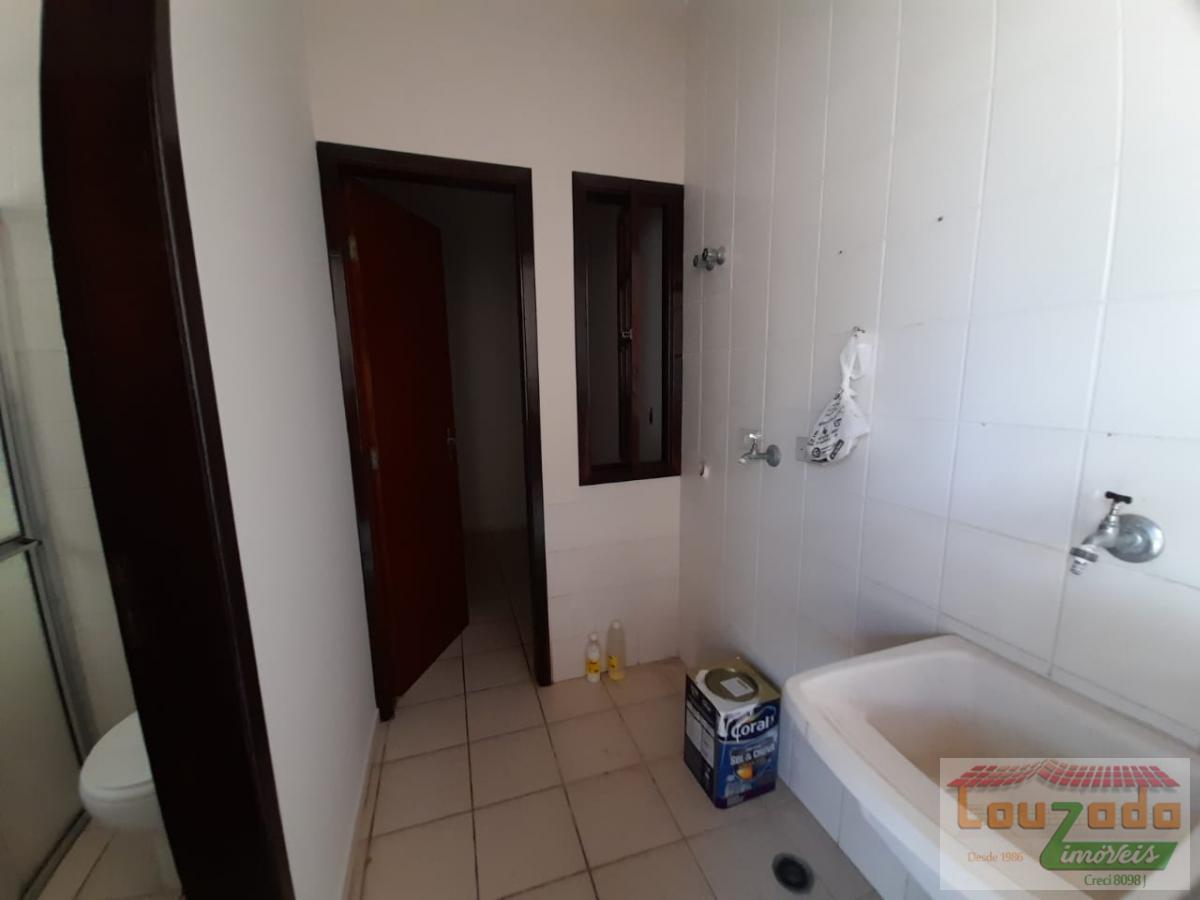 Casa à venda com 3 quartos, 288m² - Foto 19