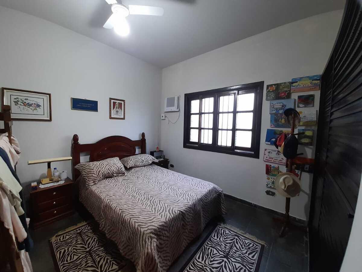 Casa à venda com 4 quartos, 690m² - Foto 18