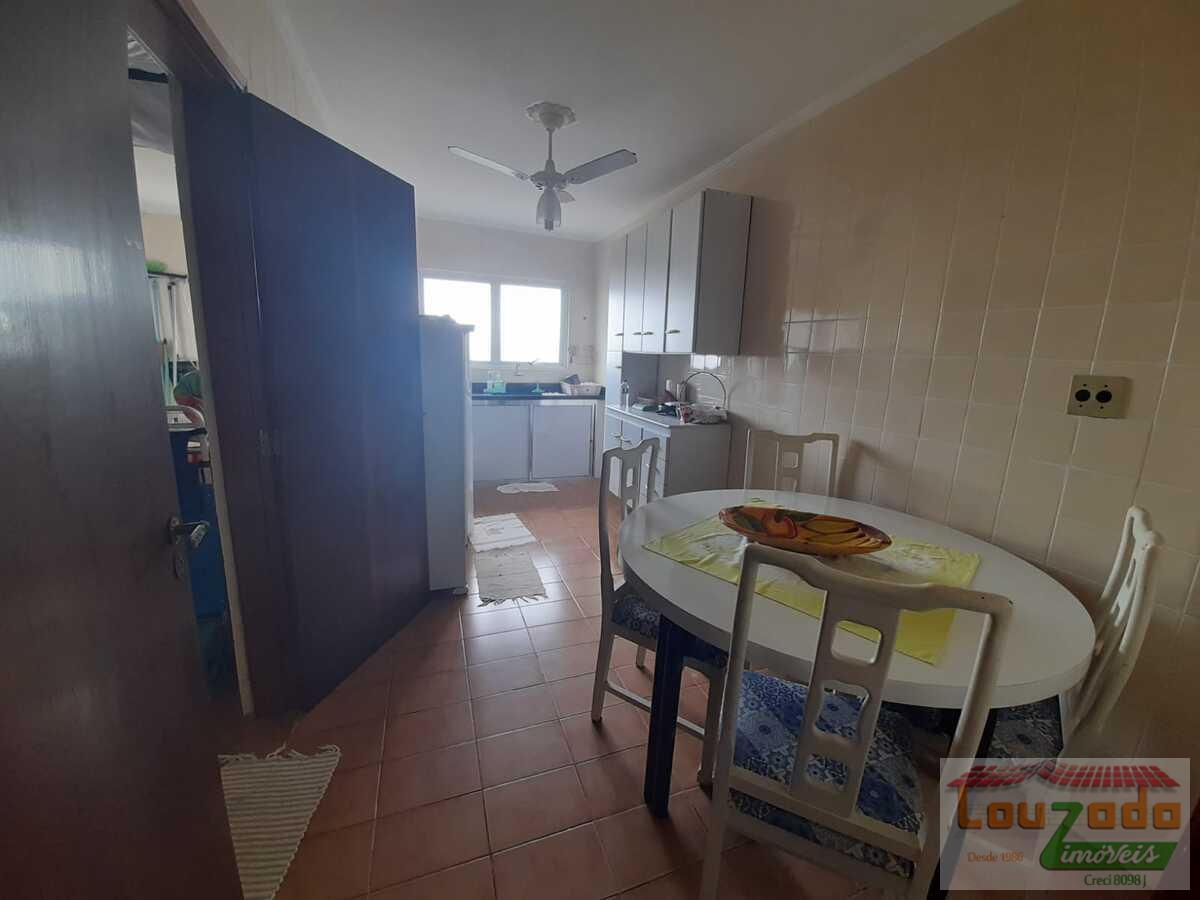 Apartamento à venda com 3 quartos, 130m² - Foto 11