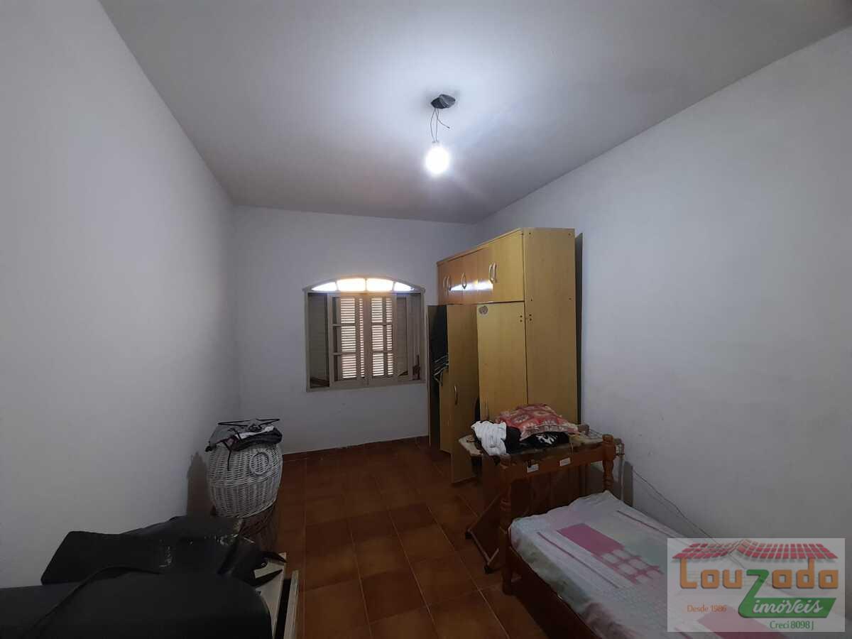 Casa à venda com 3 quartos, 327m² - Foto 16