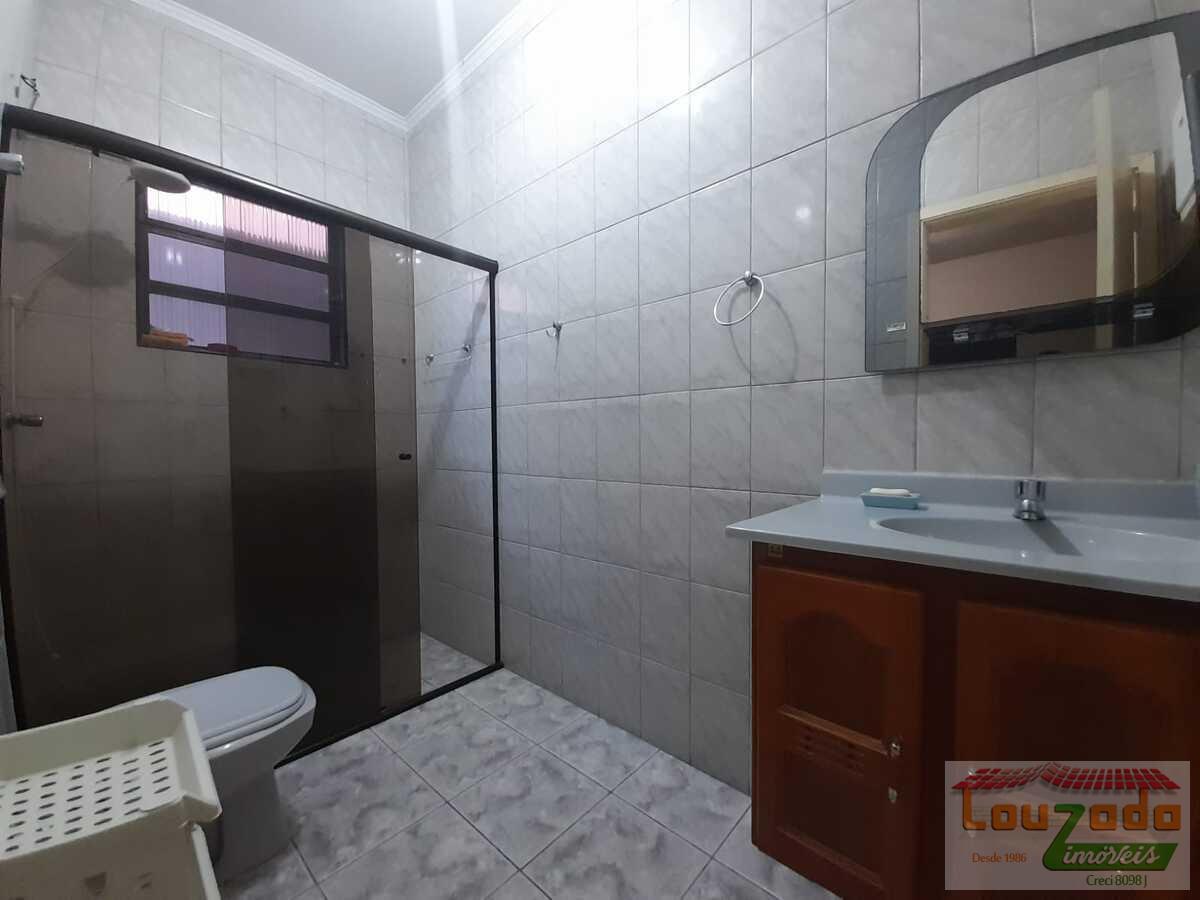 Casa à venda com 3 quartos, 180m² - Foto 10