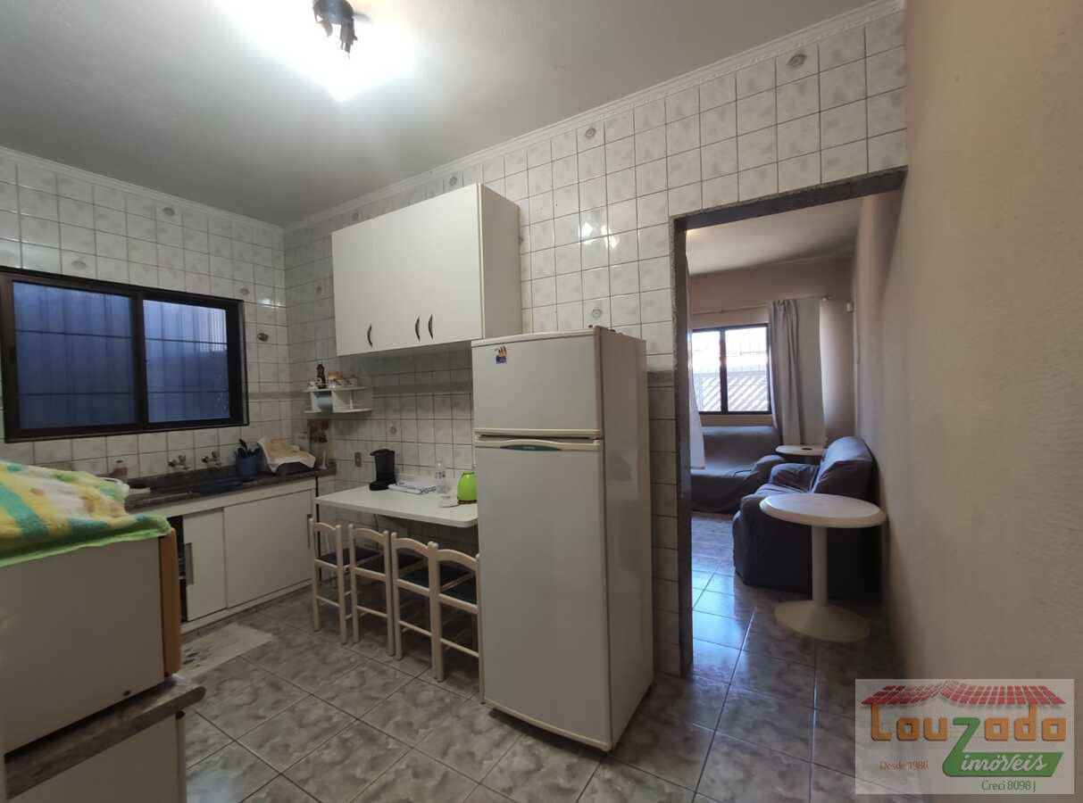 Casa à venda com 3 quartos, 180m² - Foto 5