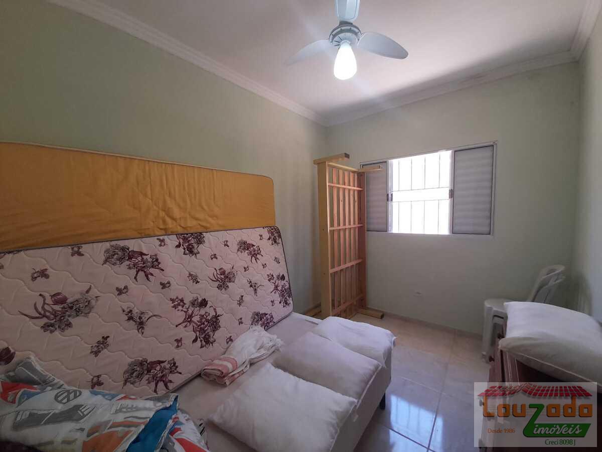 Casa à venda com 3 quartos, 180m² - Foto 9