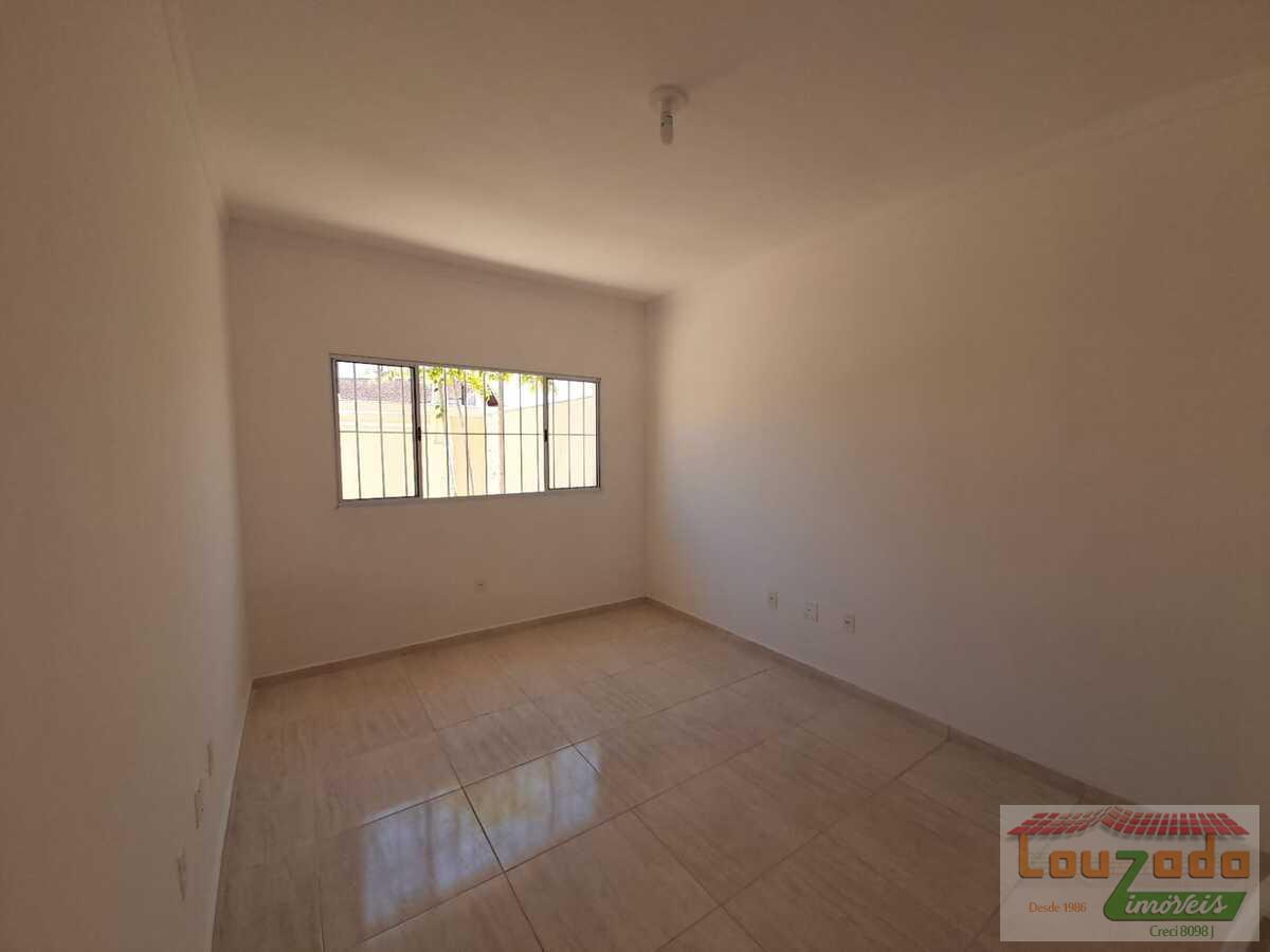 Casa à venda com 3 quartos, 180m² - Foto 5