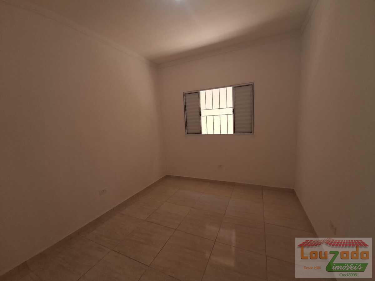 Casa à venda com 3 quartos, 180m² - Foto 11