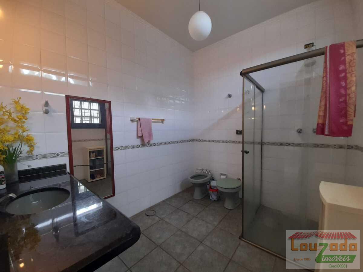 Sobrado à venda com 4 quartos, 375m² - Foto 10