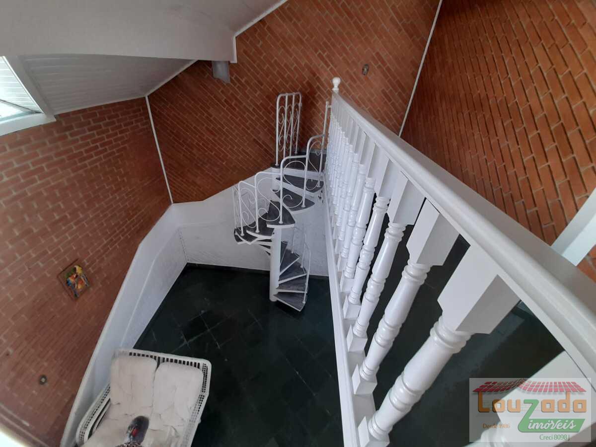 Sobrado à venda com 3 quartos, 250m² - Foto 11