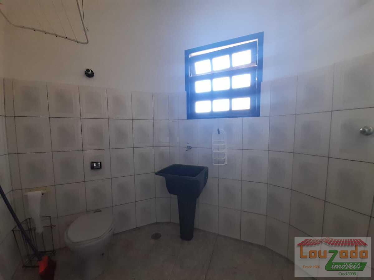 Casa à venda com 7 quartos, 420m² - Foto 6