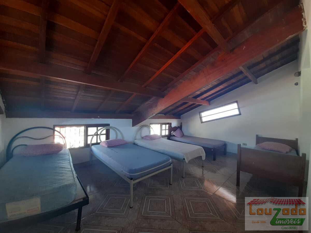 Casa à venda com 7 quartos, 420m² - Foto 7