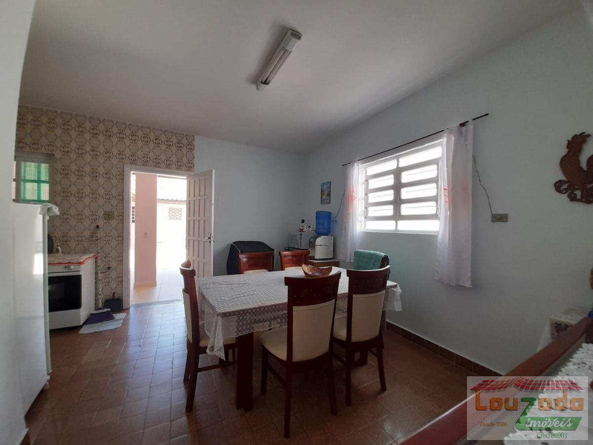 Sobrado à venda com 5 quartos, 380m² - Foto 4