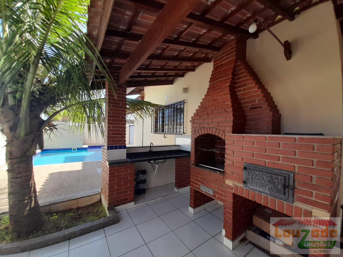 Casa à venda com 3 quartos, 336m² - Foto 15