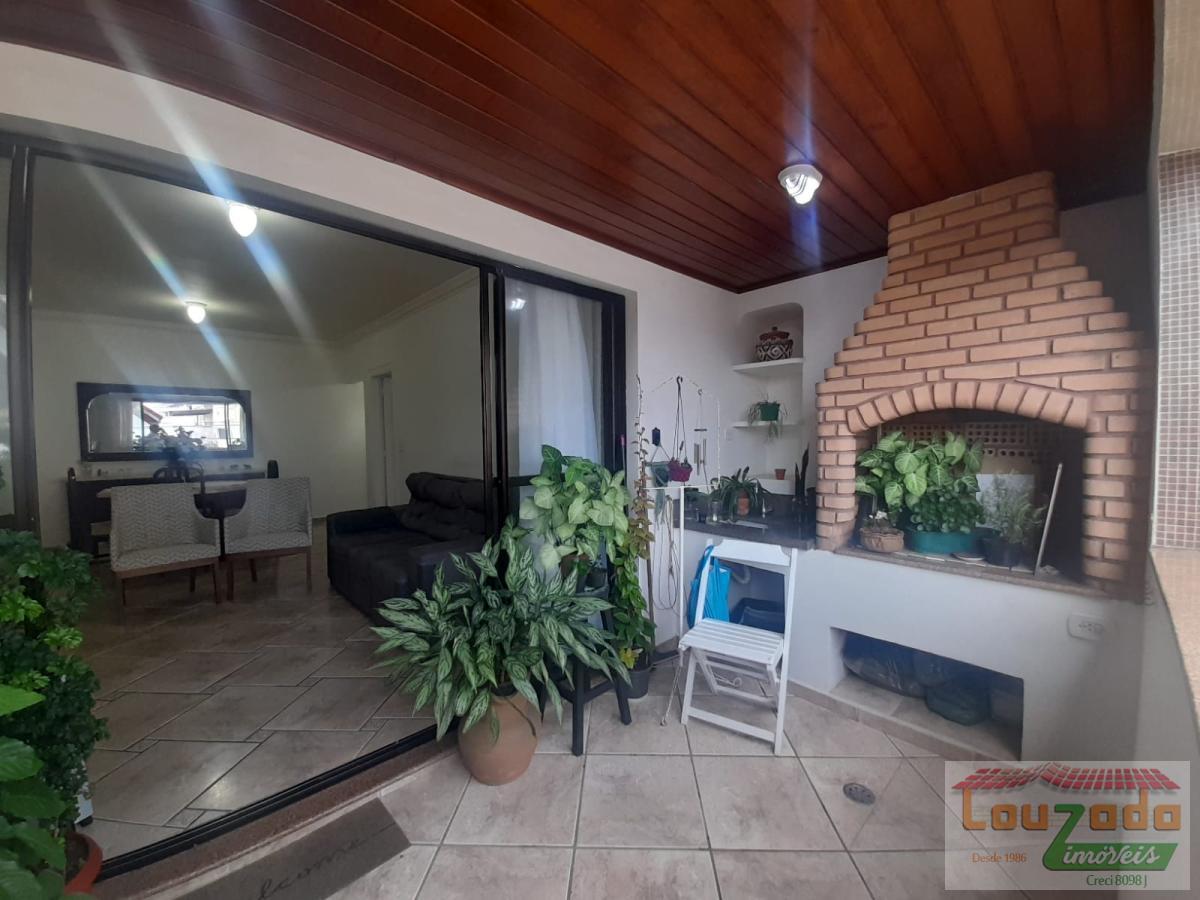 Apartamento à venda com 3 quartos, 114m² - Foto 3