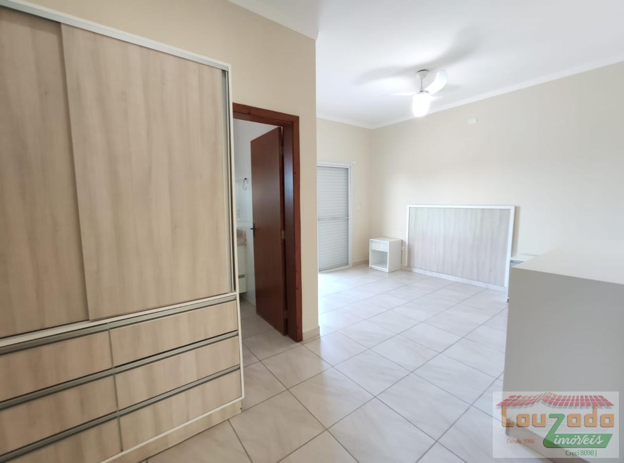 Sobrado à venda com 3 quartos, 329m² - Foto 10